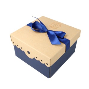 Pudełko na filiżankę 16,2x9 cm Manufaktura w Bolesławcu