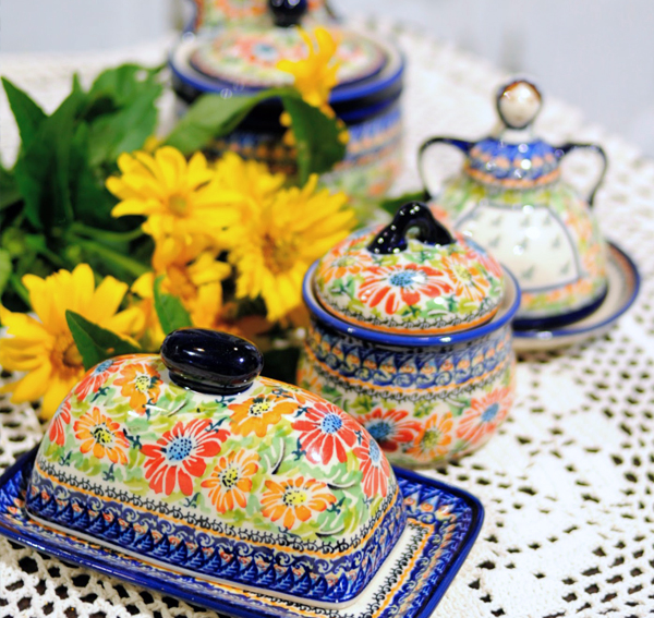 Ceramiczne naczynia, ręcznie malowane, ceramika artystyczna bolesławiec dekoracja 312Art astry kwiaty, zakłady ceramiczne bolesławiec