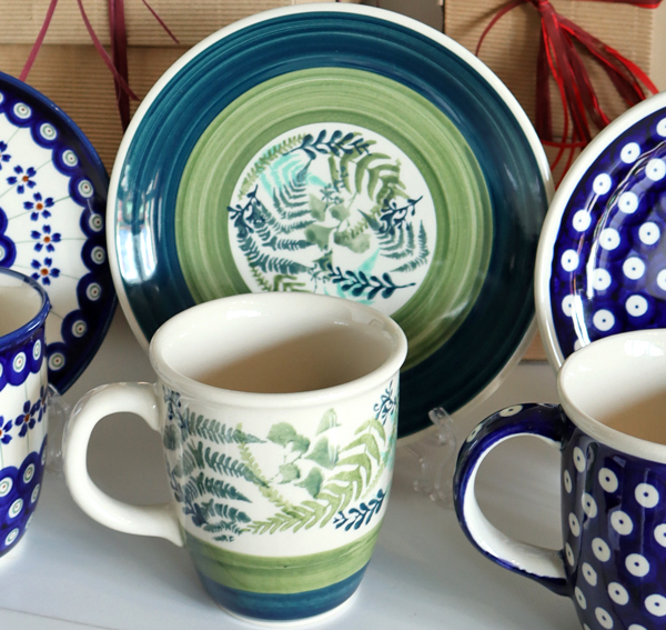 Ceramiczne naczynia, ręcznie malowane, ceramika artystyczna bolesławiec, manufaktura bolesławiec, dekoracja GZ44 forest line