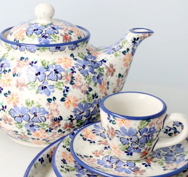 Ceramiczne naczynia, ręcznie malowane, ceramika artystyczna bolesławiec, manufaktura bolesławiec,