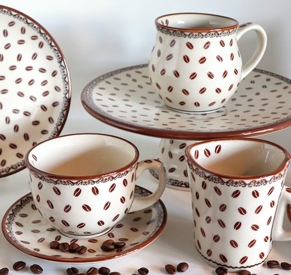 Ceramiczne naczynia, ręcznie malowane, ceramika artystyczna bolesławiec, manufaktura galia bolesławiec, dekoracja Kawa P-Kw